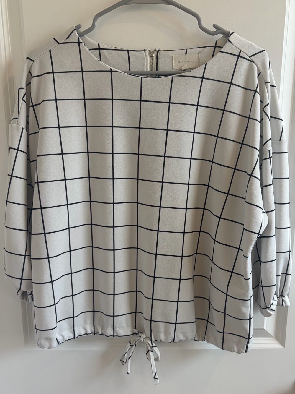 MELLODAY‎ White Blouse with Black Grid Print